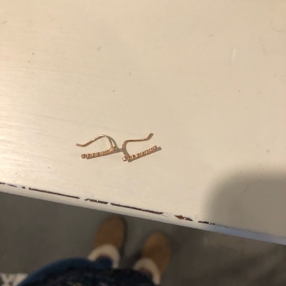 Shashi Noa rose gold ear climbers- worn once - Picture 4 of 6